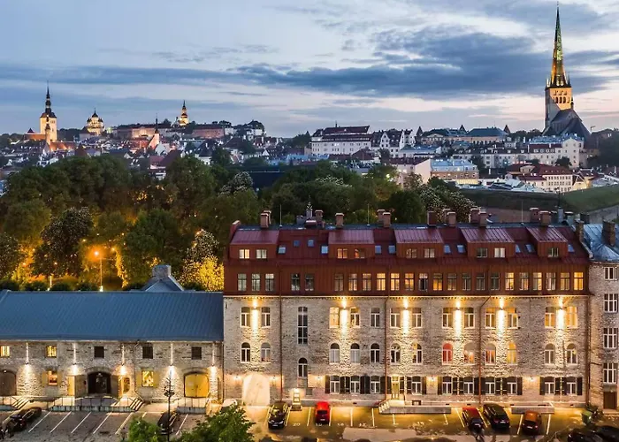 Cozy Loft Next To Old Town Ταλίν