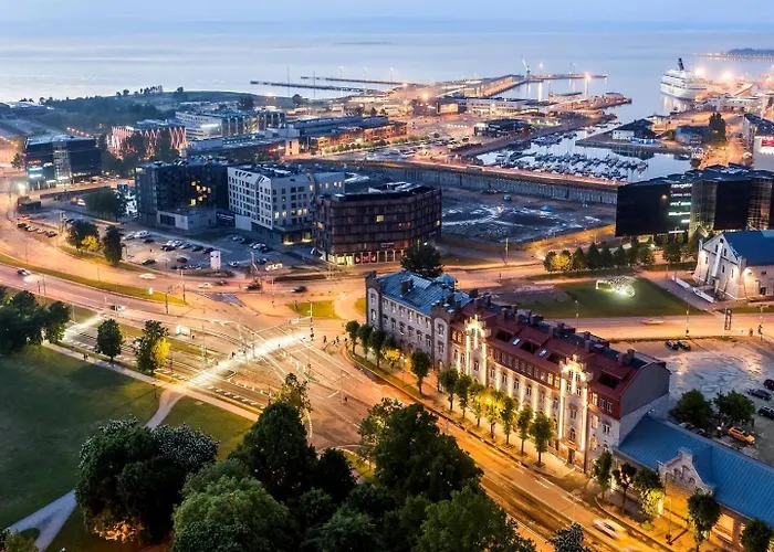 Cozy Loft Next To Old Town Appartamento *